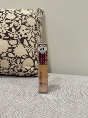 NIB Tarte Shape Tape Concealer 22N